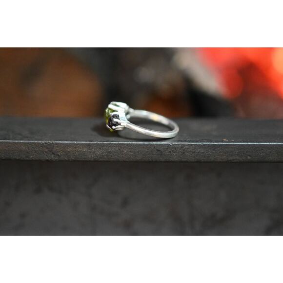 Raw Garnet and Peridot Engagement Ring - Picture 8 of 10